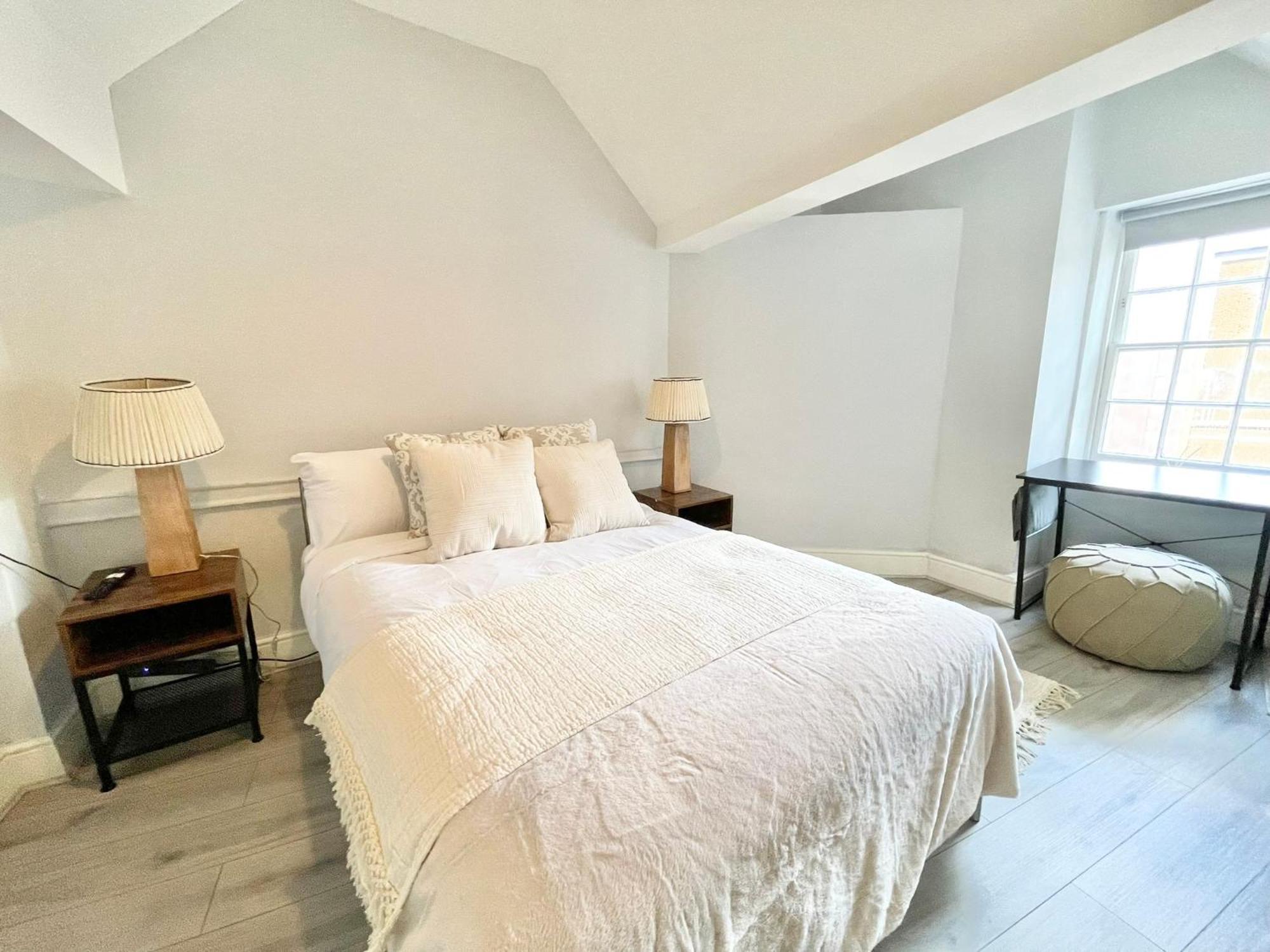 Soho 6 Guest house London