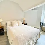 Soho Guest House Room 6