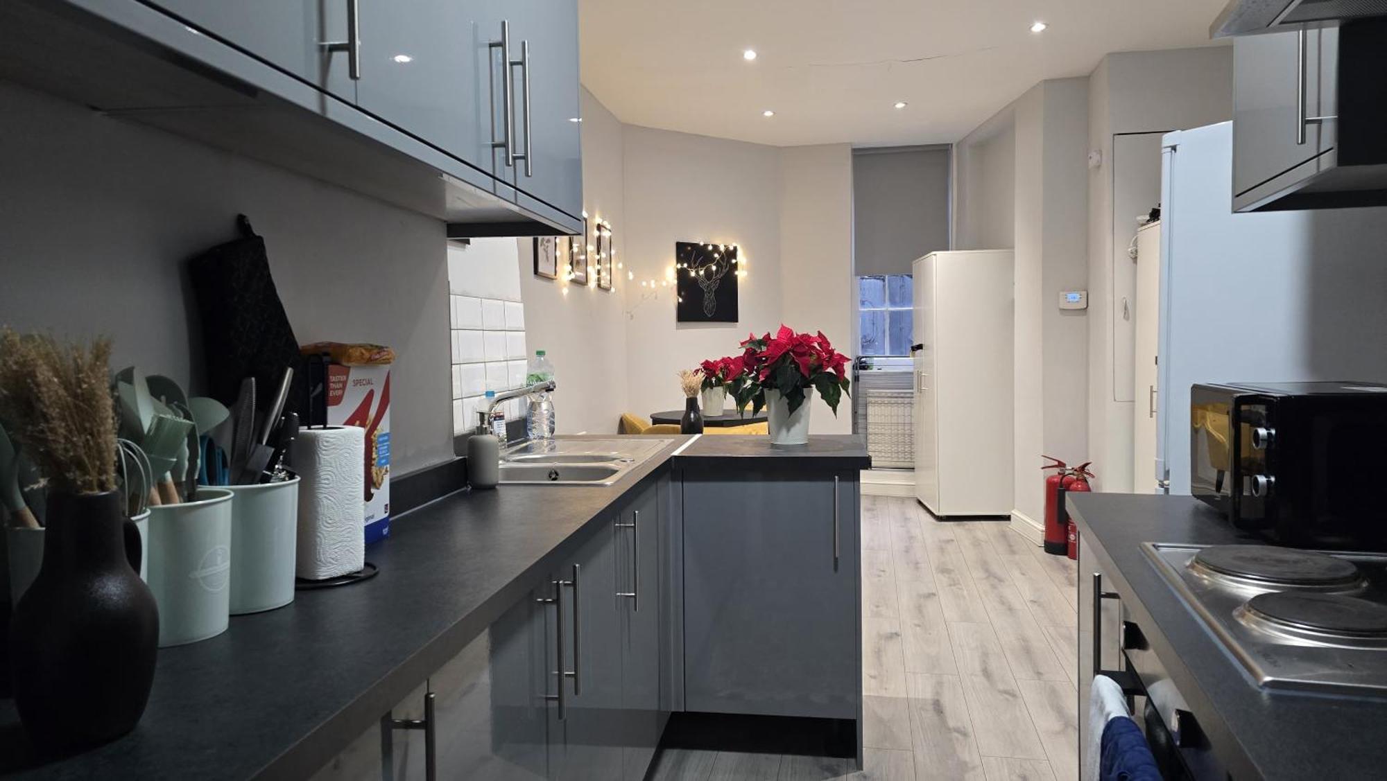 Soho 6 *